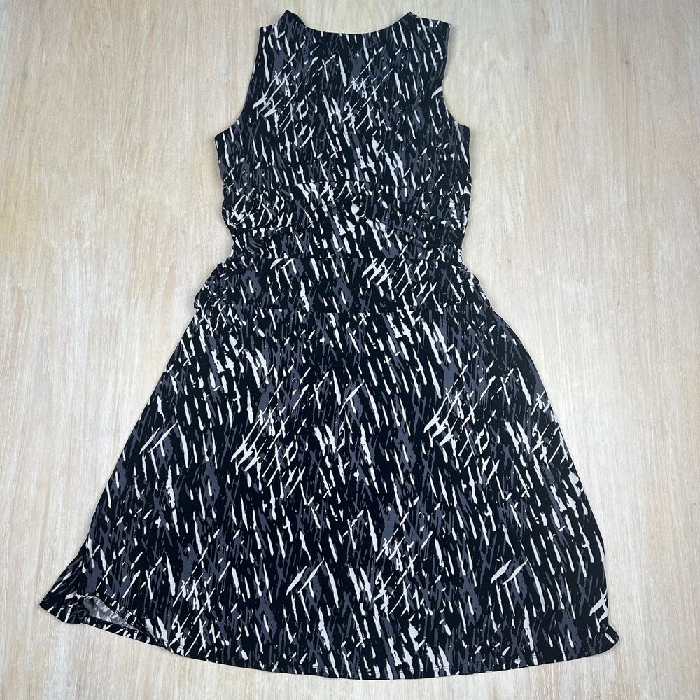 Nine West Abstract Monochrome V-Neck Sleeveless Stretch Classic Casual Dress 12 - Picture 11 of 14